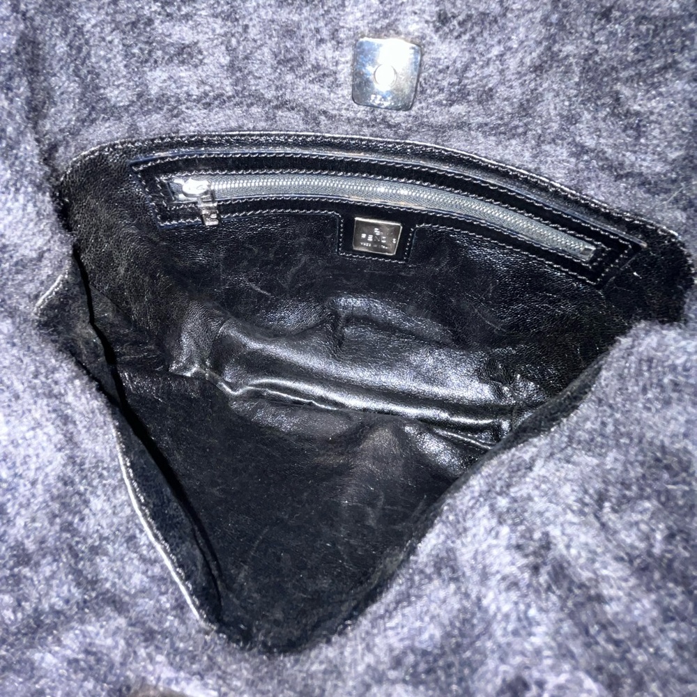 Fendi: Wool Cashmere Zucca Monogram Shoulder Bag - Picture 14 of 17